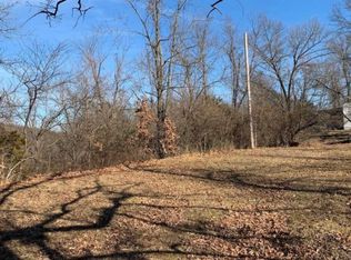 1508 Ridge Rd, Ballwin, MO 63021