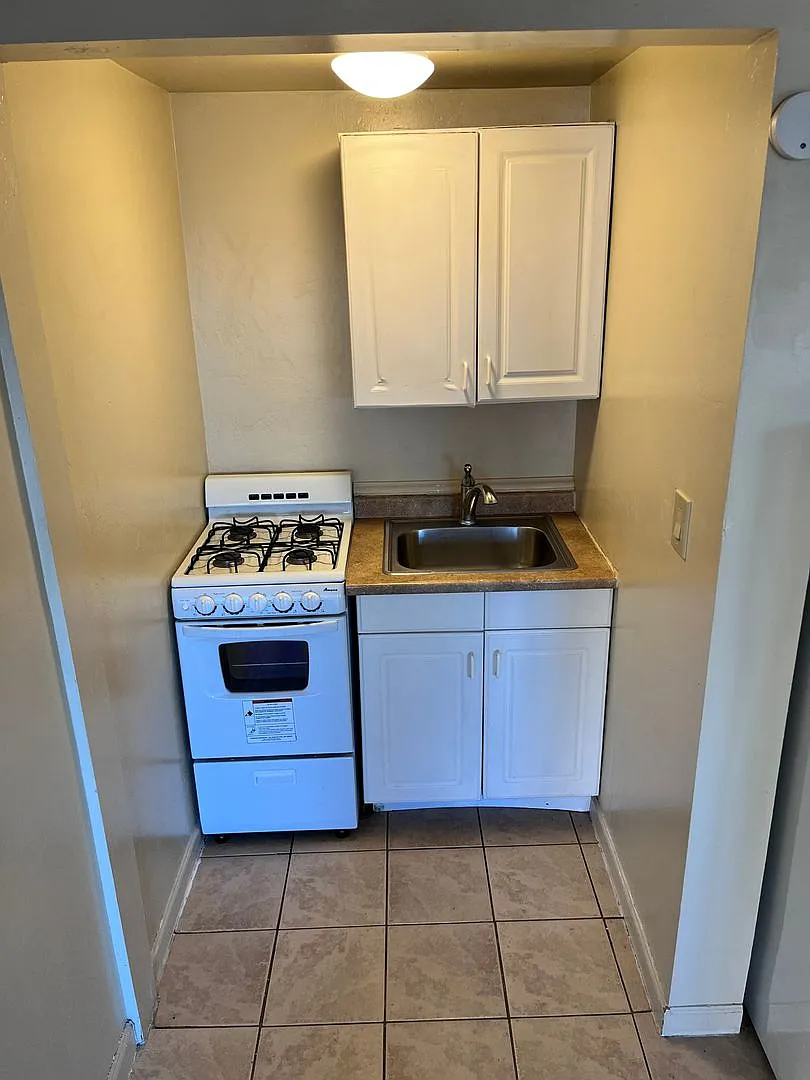 4675 E Benson Hwy — Photo 2