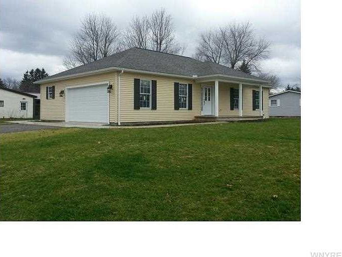 2nd image of 7 Manor Ln