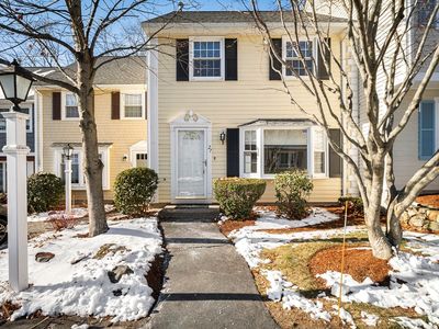 27 Boylston Ln #27, Lowell, MA, 01852