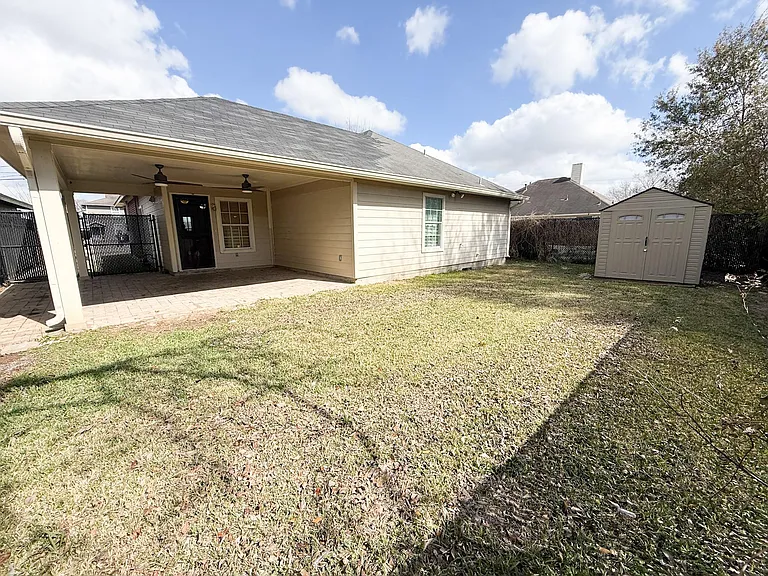 3348 Reeves St — Photo 14