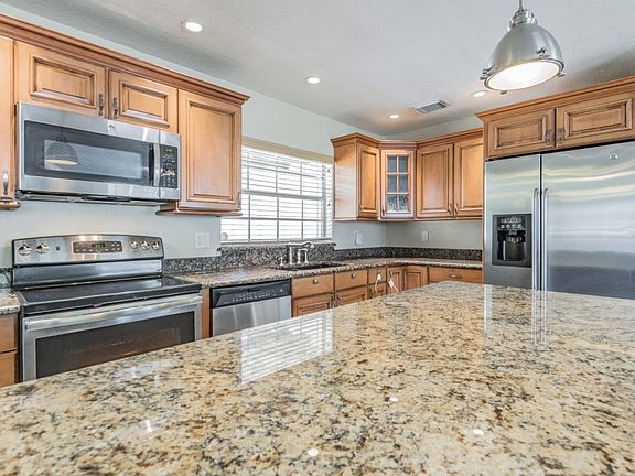4th image of 114 Albrighton Dr