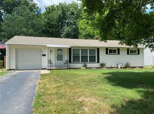212 Bayberry Ln, Rochester, NY 14616
