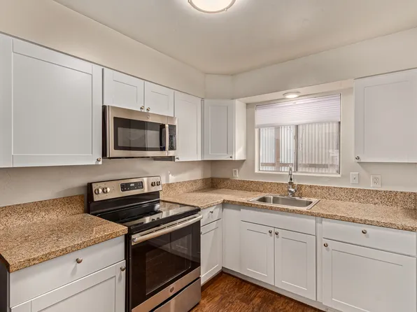 2012 S Granada Dr, Tempe, AZ