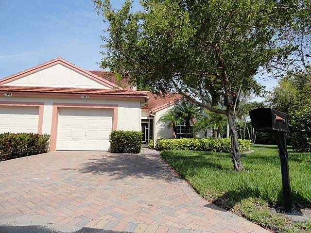 1st image of 7943 Lake Sands Dr