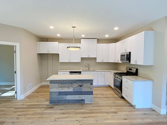 5th image of 6060 Boulder Ridge Dr