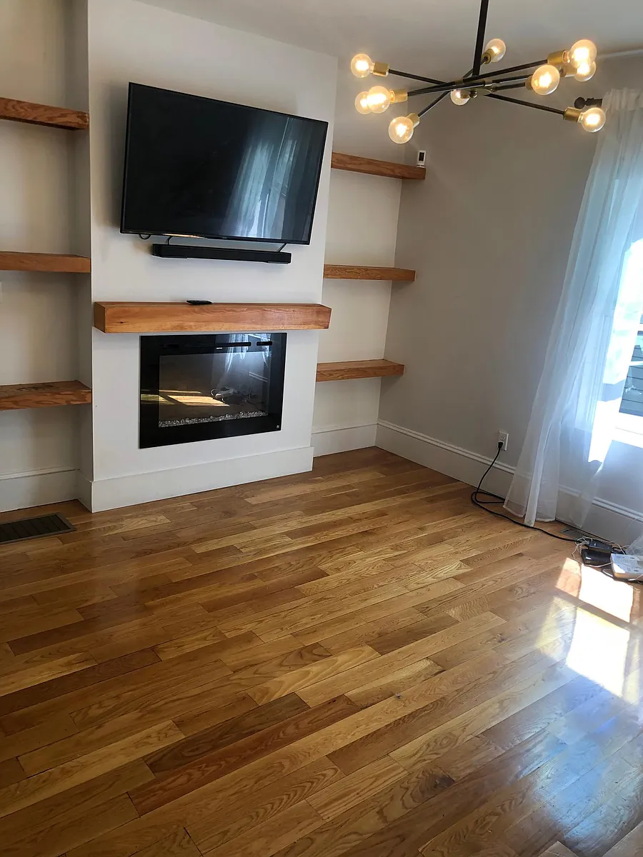 Building Photo - 6 Dewey St #1