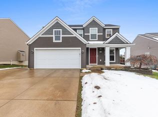 1000 Cobblestone Way Dr SE, Byron Center, MI 49315