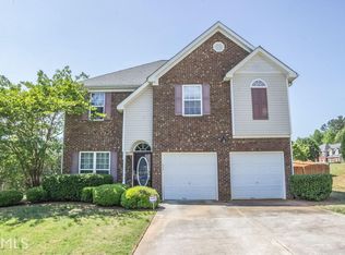 7215 Silverleaf Cir, Fairburn, GA 30213