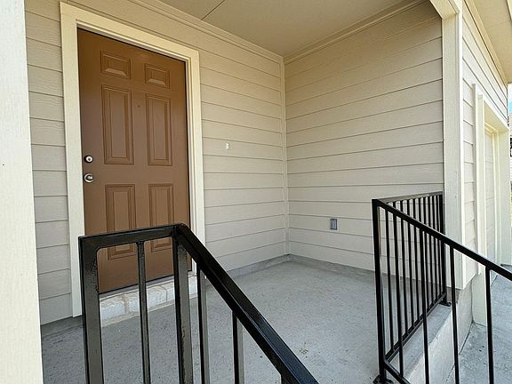 3rd image of 5728 Saint Dominic Dr