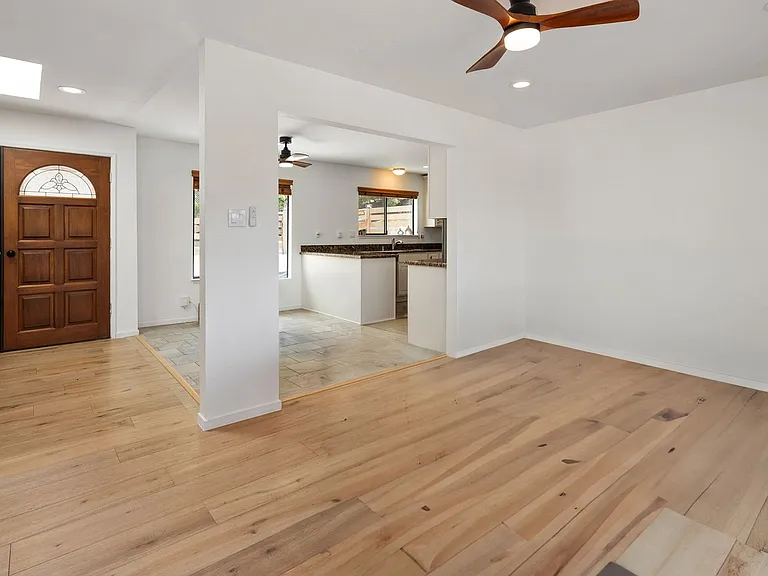 70 Adam Ct — Photo 4