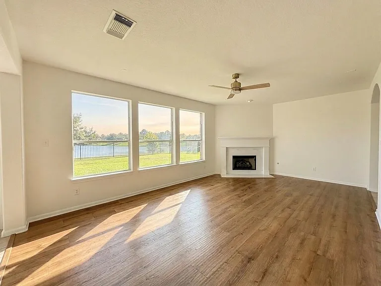 24626 Blane Dr — Photo 10