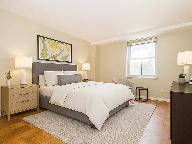 2030 N Adams St — Photo 3