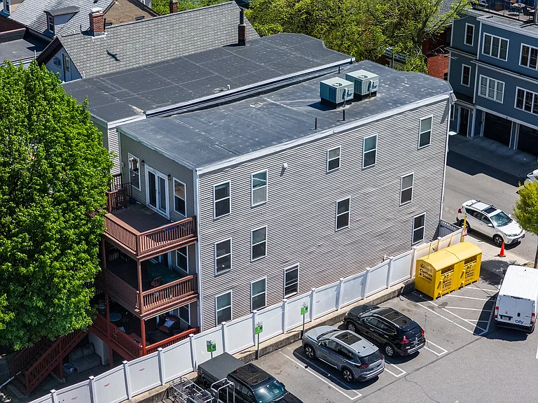 714 E 4th St #3 — Photo 15