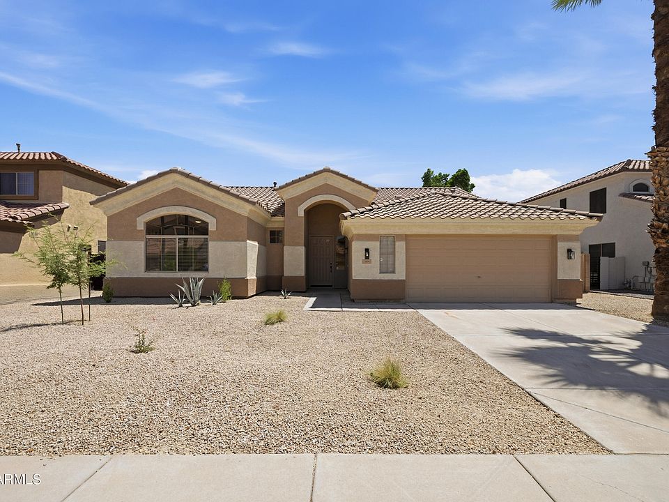 1st image of 269 W MERRILL Avenue