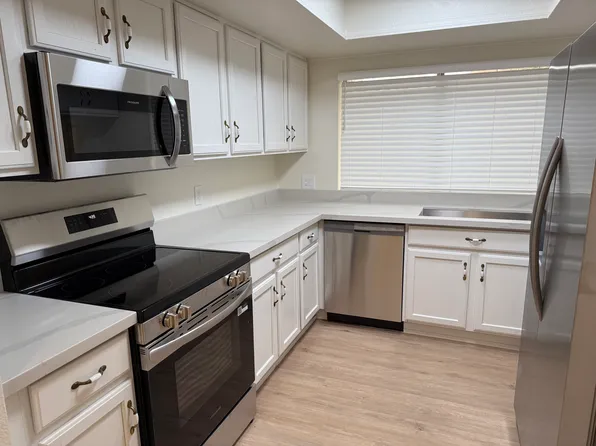 1623 E Bluefield Ave, Phoenix, AZ 85022