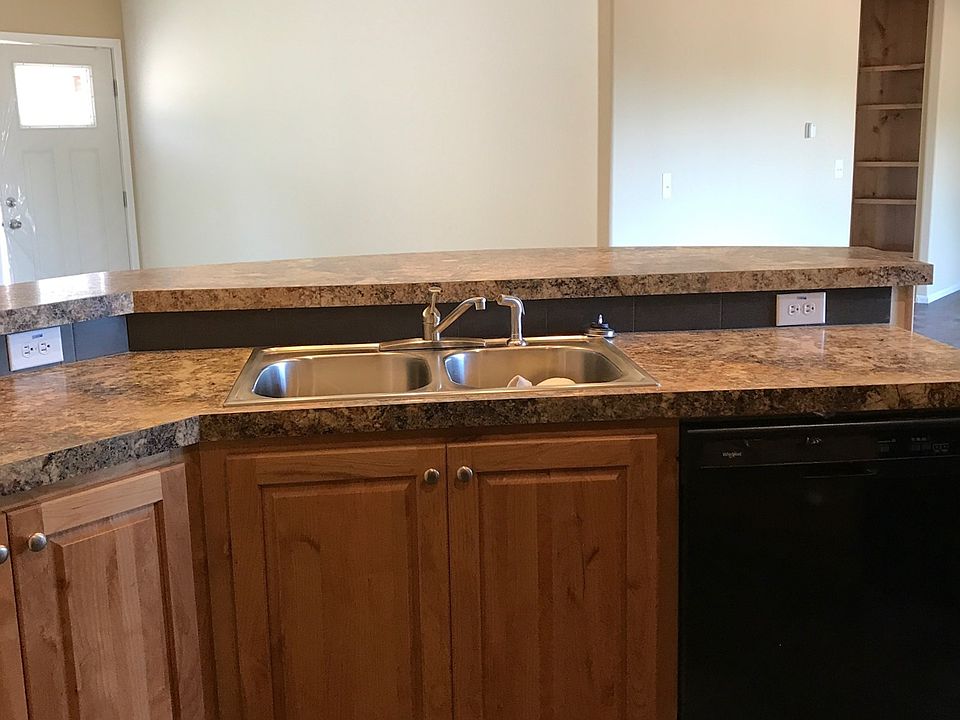 2nd image of 32700 SE Leewood Ln Unit 76