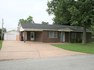 1607 Jay St, Walnut Ridge, AR 72476