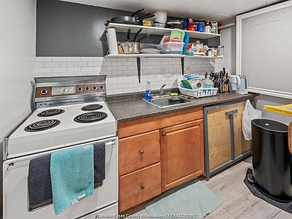4th image of 3577 King St #Basement