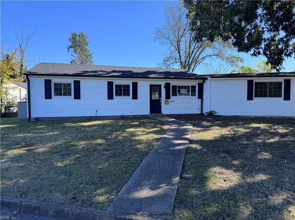 1800 Darville Dr, Hampton, VA 23663