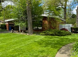 1661 Berkeley Rd, Highland Park, IL 60035