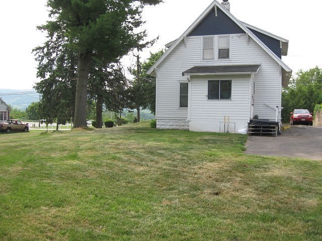 2nd image of 281 Main Rd