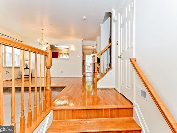4th image of 5315 Eleanor Brooke Way