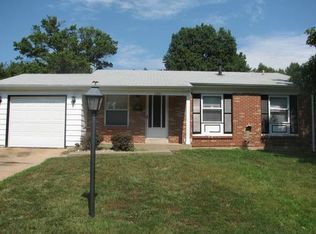 1251 Huntsman Dr, Saint Louis, MO 63137