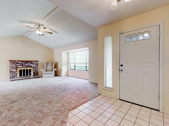 4th image of 1848 Greengate St