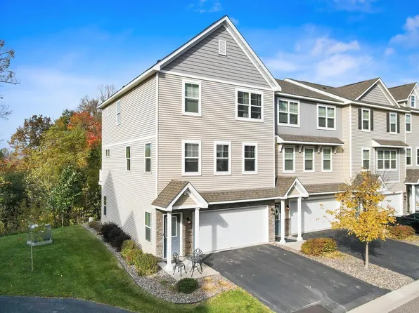 9601 Olive Ln N, Maple Grove, MN 55311