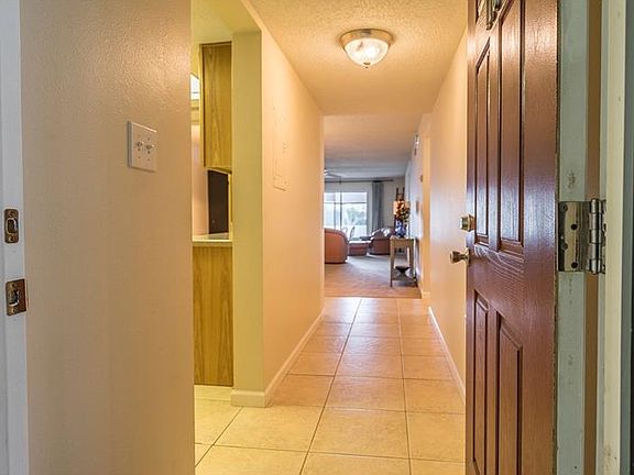 3rd image of 3314 Lake Bayshore Dr #P110