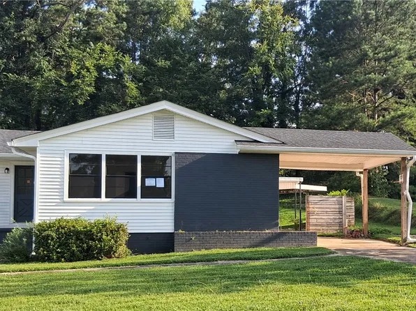1902 43rd St, Valley, AL 36854