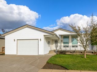 2420 Maia Loop, Springfield, OR 97477
