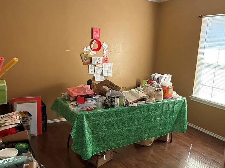 634 Rey Salomon St — Photo 19
