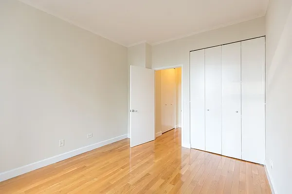 Rented by Stonehenge NYC LLC | media 4