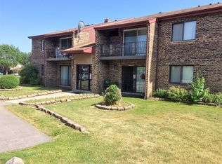 9870 Cordoba Ct APT 2B, Orland Park, IL
