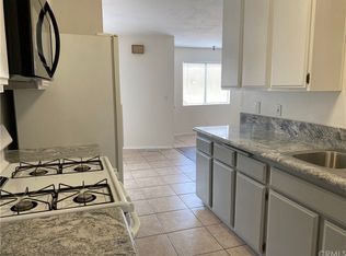 1121 252nd St APT 15, Harbor City, CA 90710