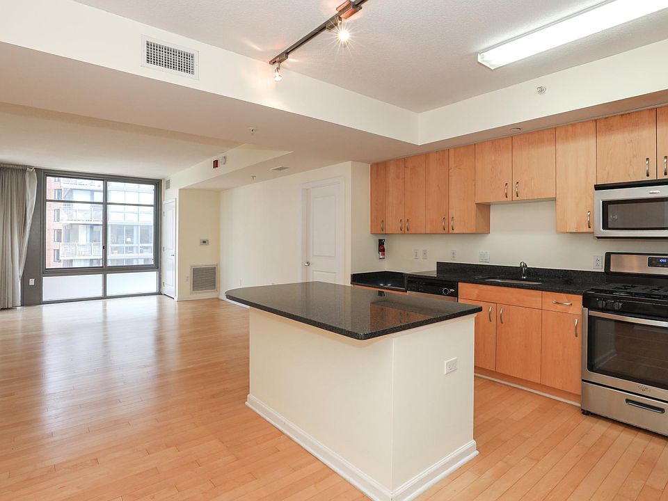 Kitchen/Living room