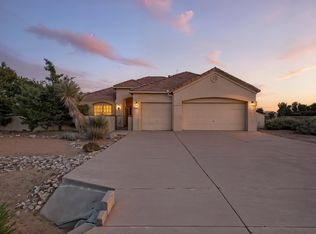 736 Gray Hawk Dr NE, Rio Rancho, NM 87144