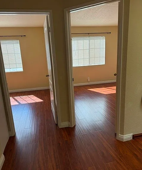 2300 Maple Ave #16 — Photo 8