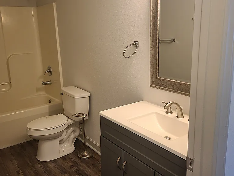 132 John Carl Dr — Photo 8