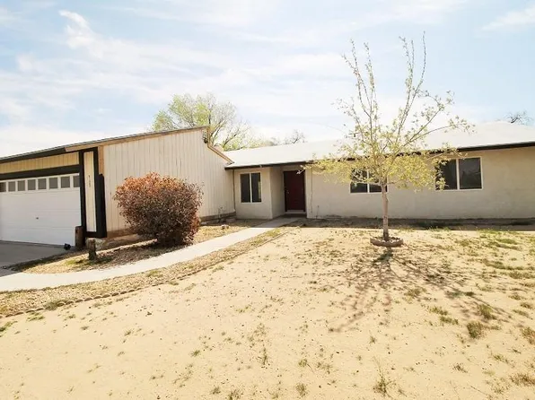 2731 S Apollo Dr, Barstow, CA 92311