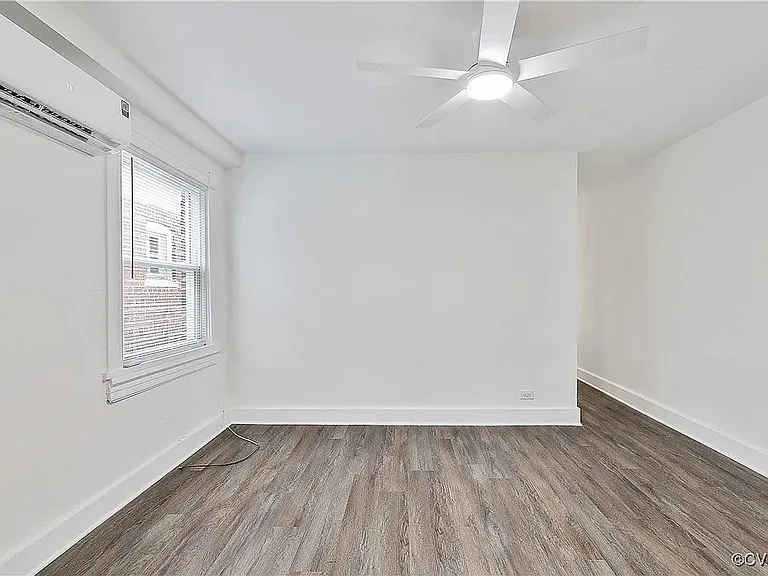 3139 Ellwood Ave #D — Photo 8