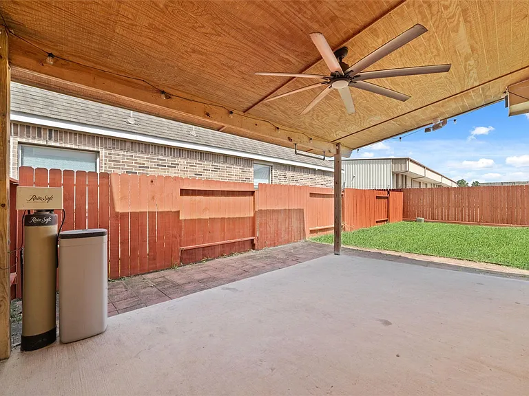 8914 Parlin Ridge Dr — Photo 28