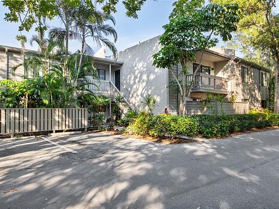 2nd image of 1621 Boathouse Cir #16B