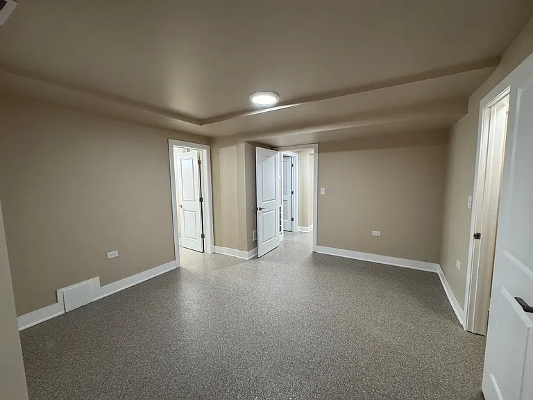 6341 S Elizabeth St #2 — Photo 11