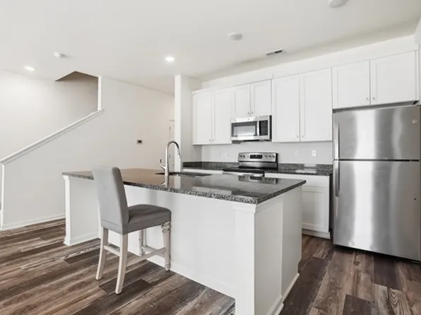 19429 S Hill St, Cornelius, NC