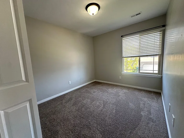 3528 W Newland Loop #1 — Photo 31