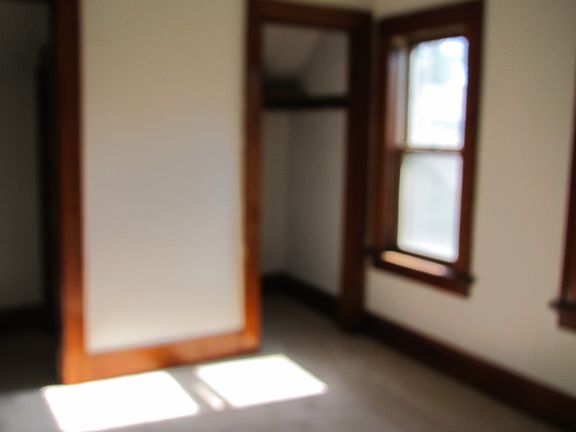 2nd image of 1031 S 5th Ave