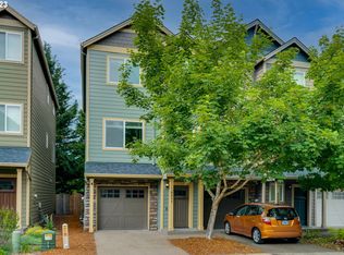 8639 SW Lizzie Ct, Portland, OR 97223